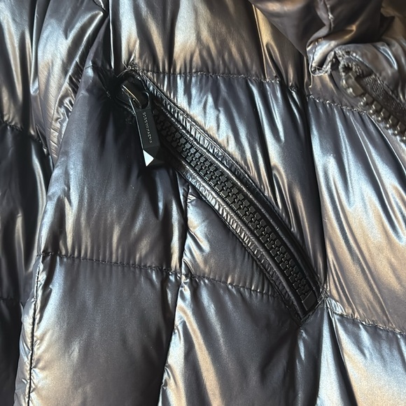 BCBG Max Azria Puffer Down filled coat size L - Picture 7 of 9